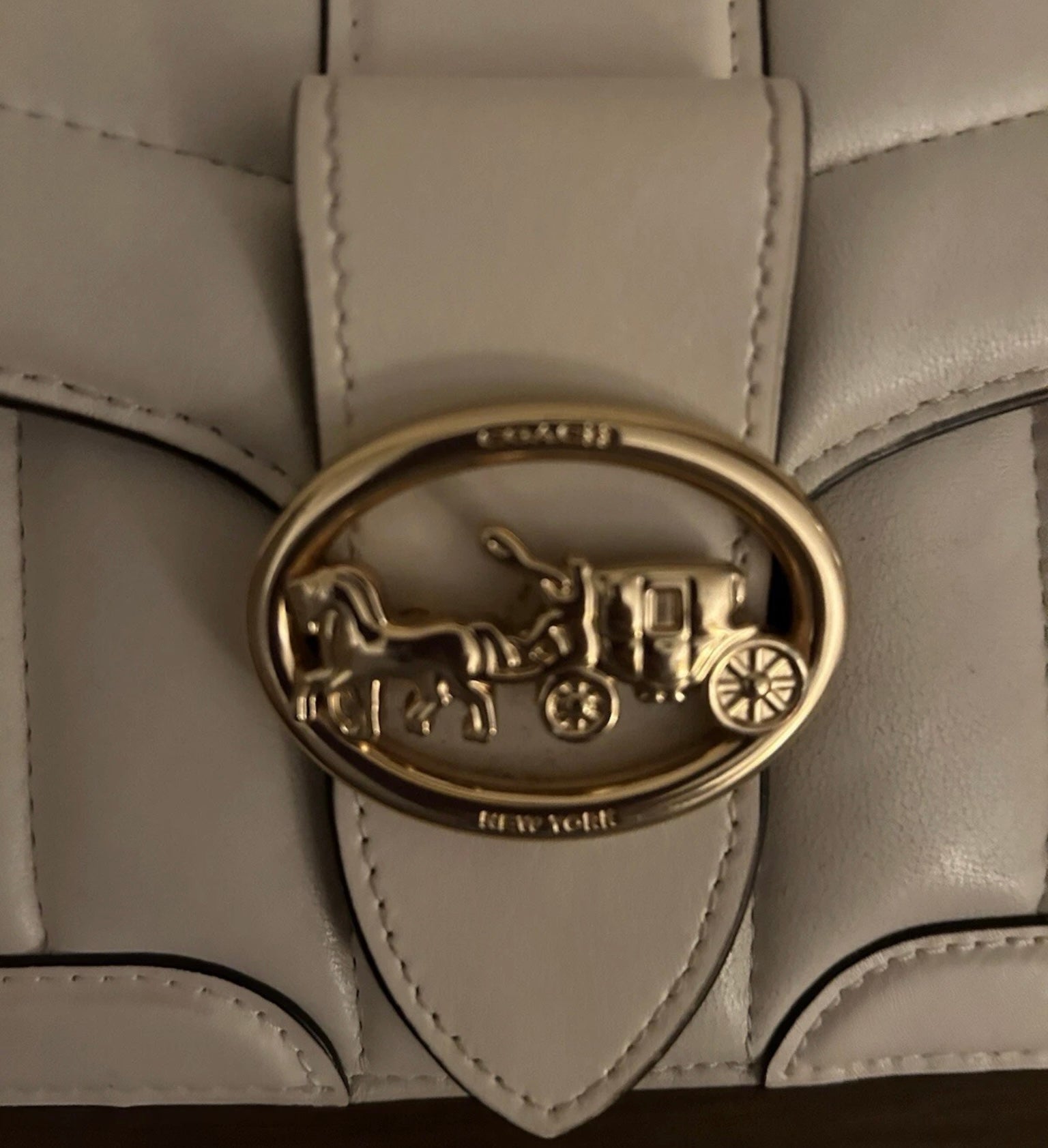 Authentic Coach Quilted Leather Shoulder Bag – Chalk/Cream – Excellent Pre-Owned Condition