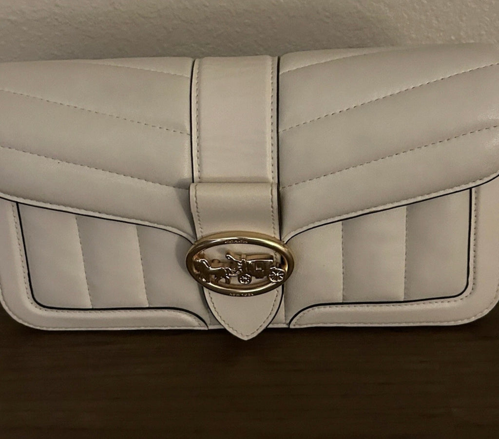 Authentic Coach Quilted Leather Shoulder Bag – Chalk/Cream – Excellent Pre-Owned Condition