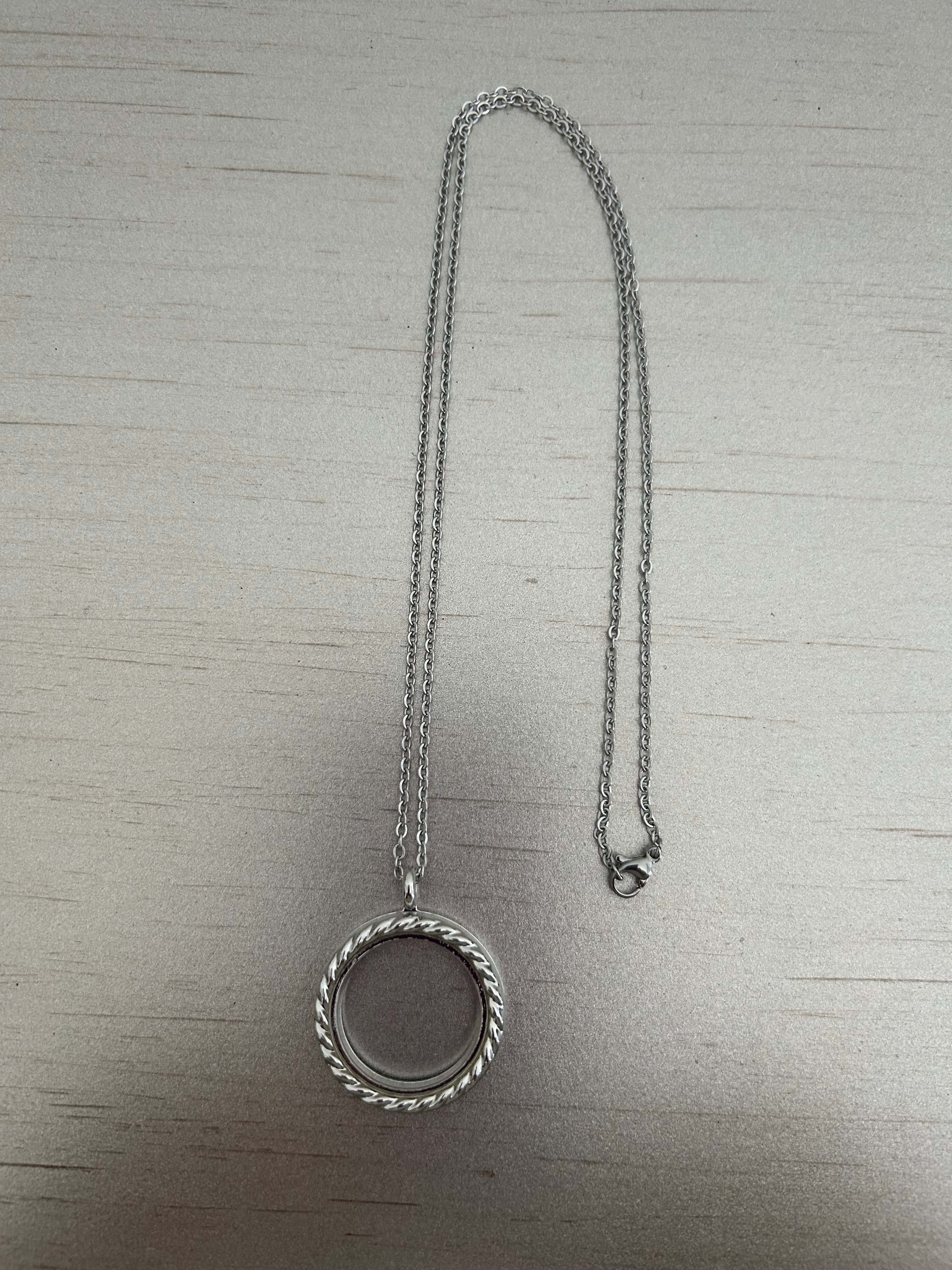 ⁠[New In Box] Silver Twisted Rope Floating Glass Locket Necklace | EFFY Keepsake⁠